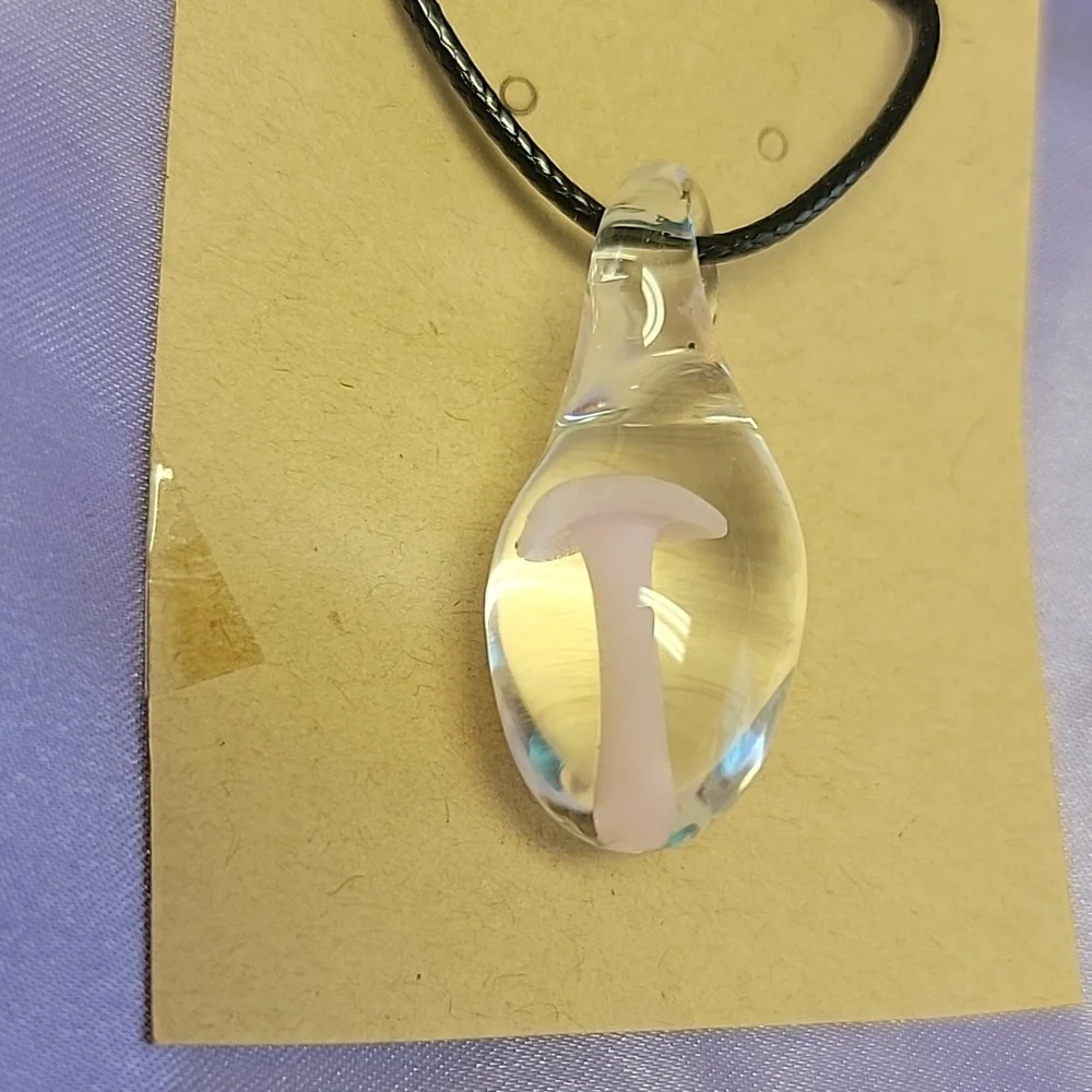 N6 Light Pink - Handblown Glass Mushroom Necklace - Picture 3 of 4